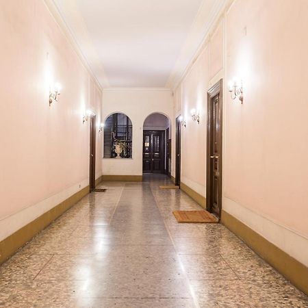 Smart Lodgings Plus Rom Exterior foto